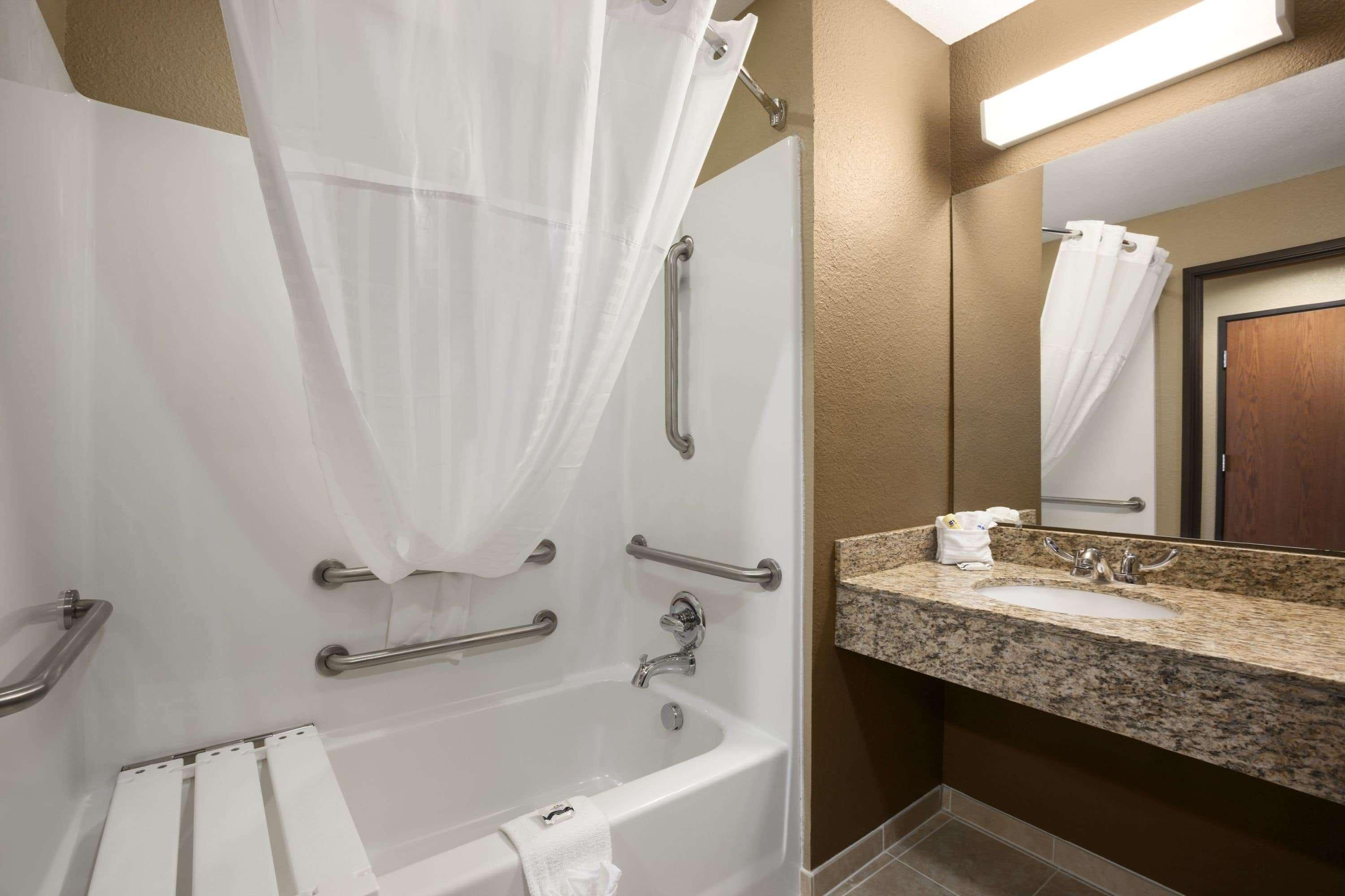 Microtel Inn & Suites Kenedy Exteriér fotografie