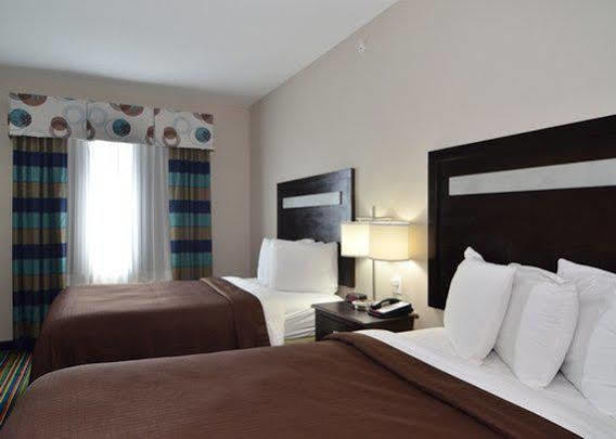 Microtel Inn & Suites Kenedy Exteriér fotografie